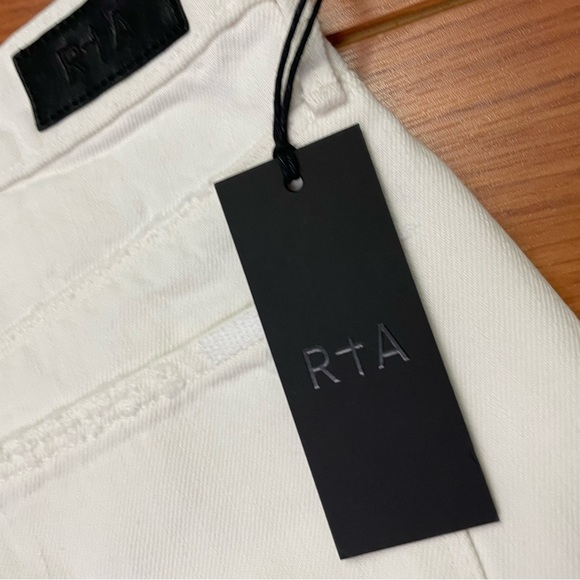 NWT RtA High Rise Straight Leg Distressed Hem Denim Jeans Ivory Size 28 - Picture 10 of 11